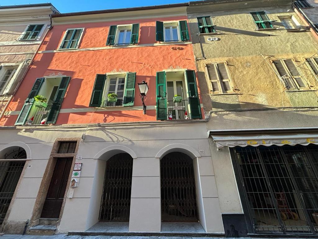 Loano Centro Storico Appartamento Loft Con Parcheggioprivatogratuito Buitenkant foto